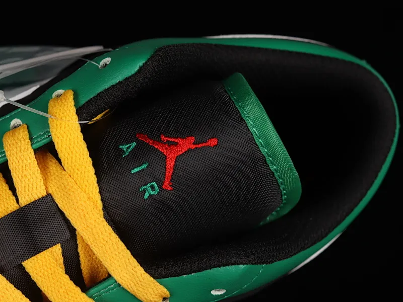 All categories Air Jordan Jordan series basketball shoes Air Jordan 1 Low Air Jordan 1 Low AJ1 Joe 1 black pattern green low-top basketball shoes DQ8422-300